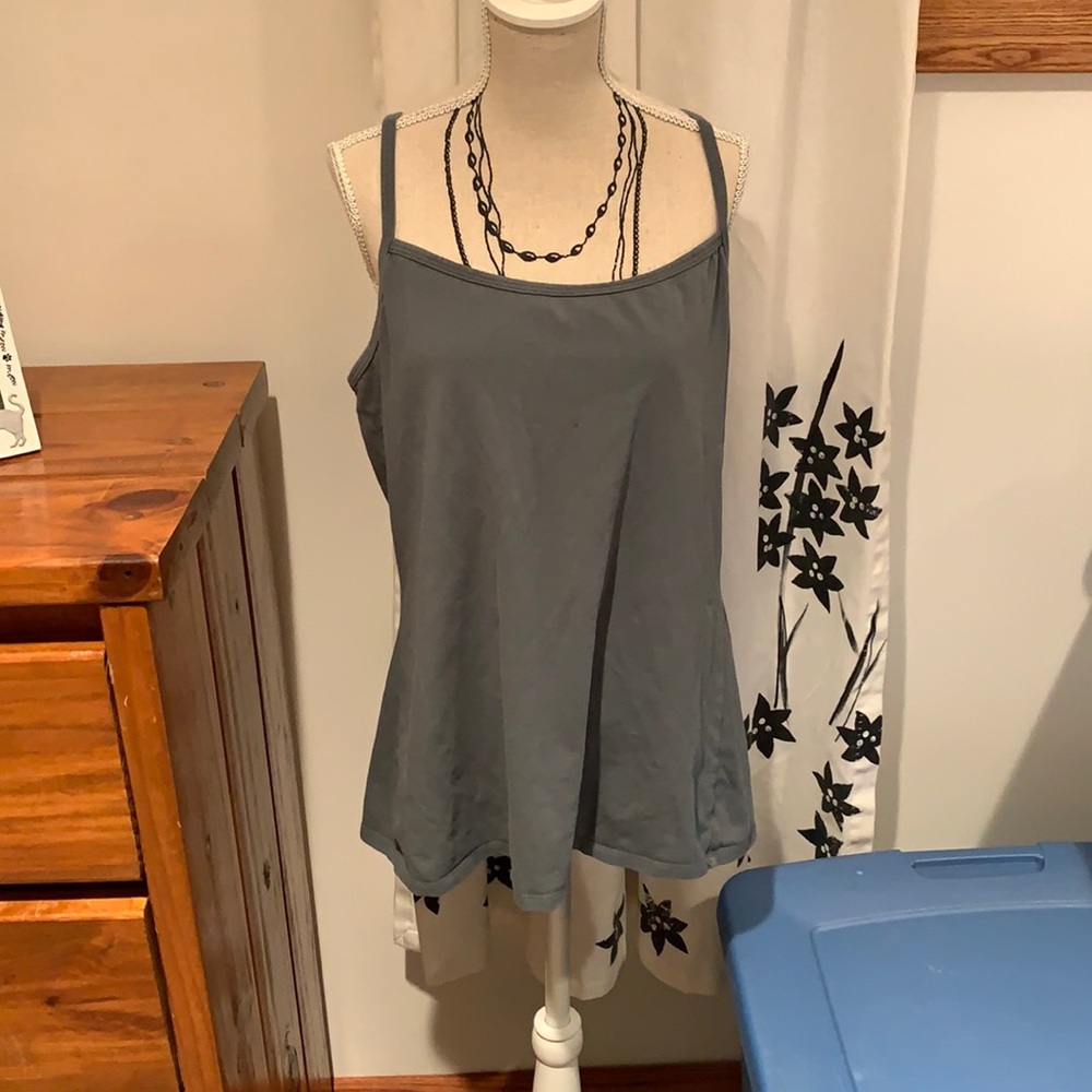 Victoria secret size large tank top.